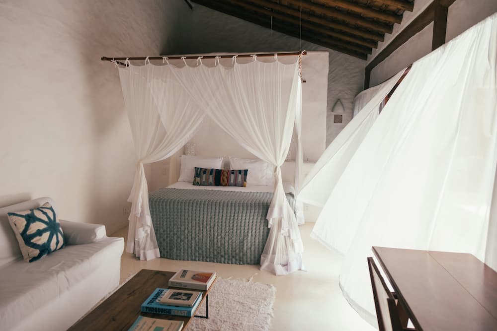 cama con mosquitera corredera